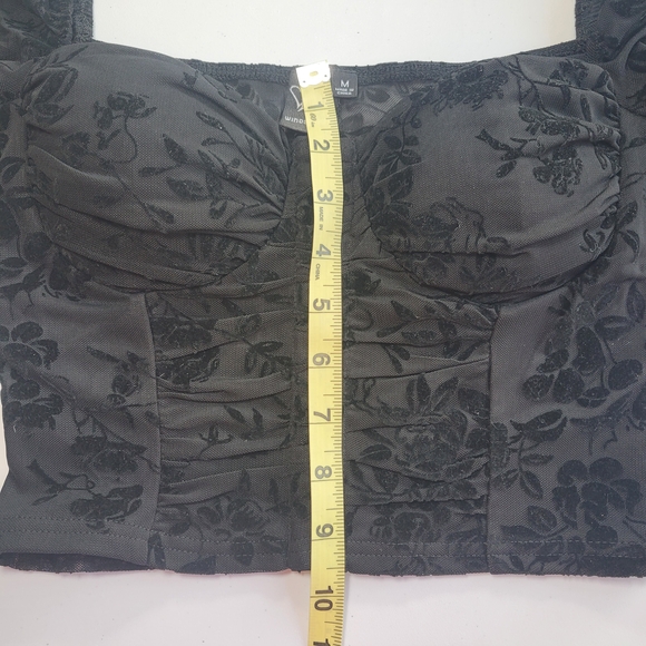 Windsor Black Floral Long Sleeve Crop Top - Picture 2 of 5